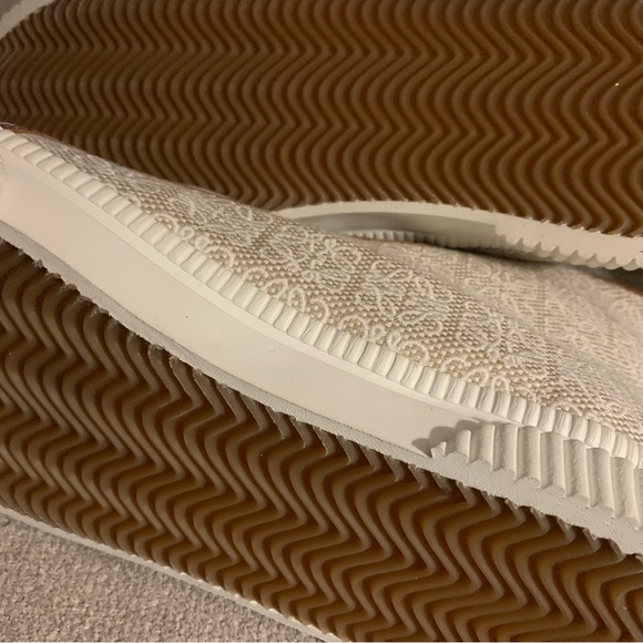 NEW LOEWE HIGH TOP SNEAKERS SIZE 42 - Picture 6 of 7